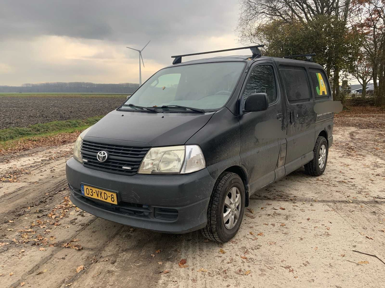 TOYOTA HIACE 2.5 D-4D KWB CMDCEMO COMMERCIAL VEHICLE - Transporter: das Bild 1 TOYOTA HIACE 2.5 D-4D KWB CMDCEMO COMMERCIAL VEHICLE - Transporter: das Bild 1