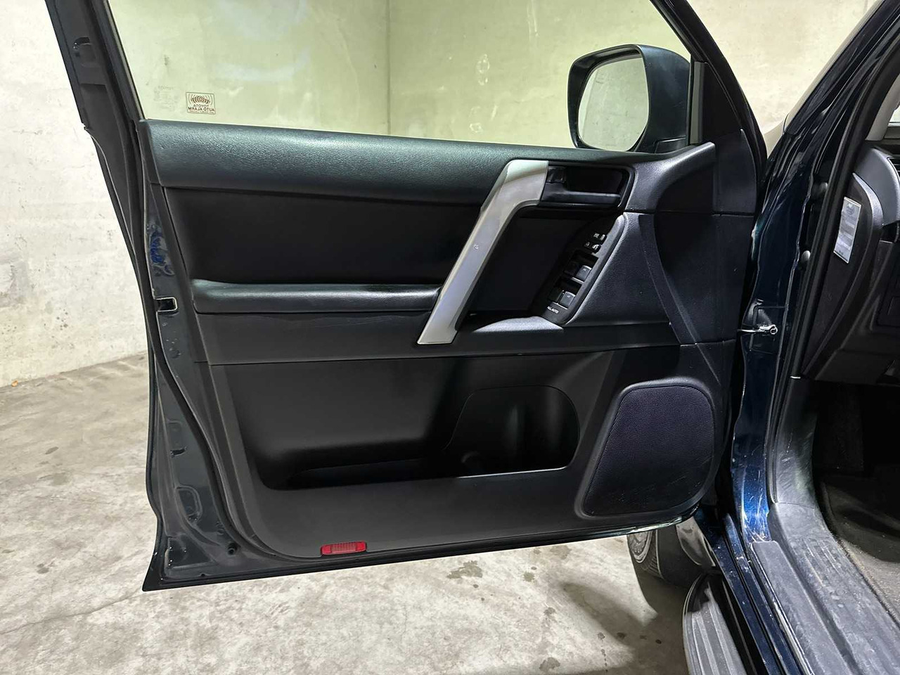 Transporter TOYOTA LAND CRUISER 2.8 D-4D-F CHALLENGER BLIND VAN 177HP 2020, VHH-33-H COMMERCIAL VEHICLE: das Bild 26 Transporter TOYOTA LAND CRUISER 2.8 D-4D-F CHALLENGER BLIND VAN 177HP 2020, VHH-33-H COMMERCIAL VEHICLE: das Bild 26