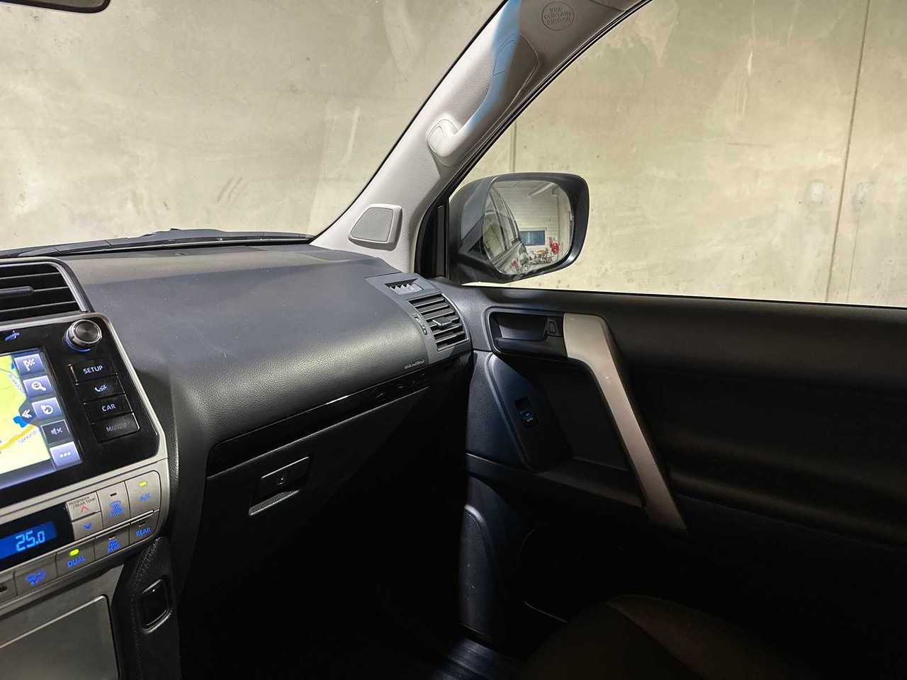 Transporter TOYOTA LAND CRUISER 2.8 D-4D-F CHALLENGER BLIND VAN 177HP 2020, VHH-33-H COMMERCIAL VEHICLE: das Bild 25 Transporter TOYOTA LAND CRUISER 2.8 D-4D-F CHALLENGER BLIND VAN 177HP 2020, VHH-33-H COMMERCIAL VEHICLE: das Bild 25