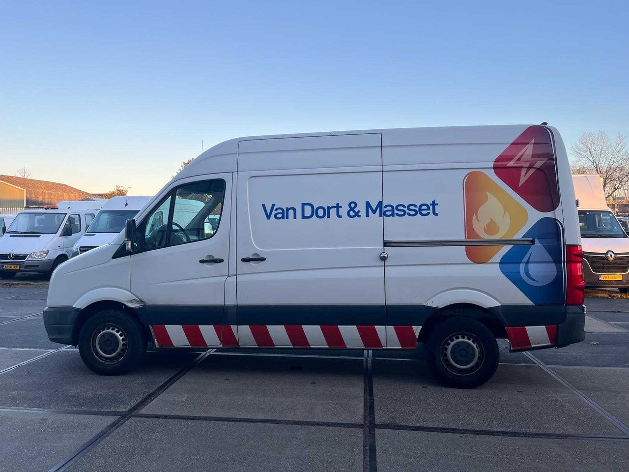 Transporter VOLKSWAGEN CRAFTER 35 2.0 TDI L2H2 | VFH-94-N: das Bild 8 Transporter VOLKSWAGEN CRAFTER 35 2.0 TDI L2H2 | VFH-94-N: das Bild 8