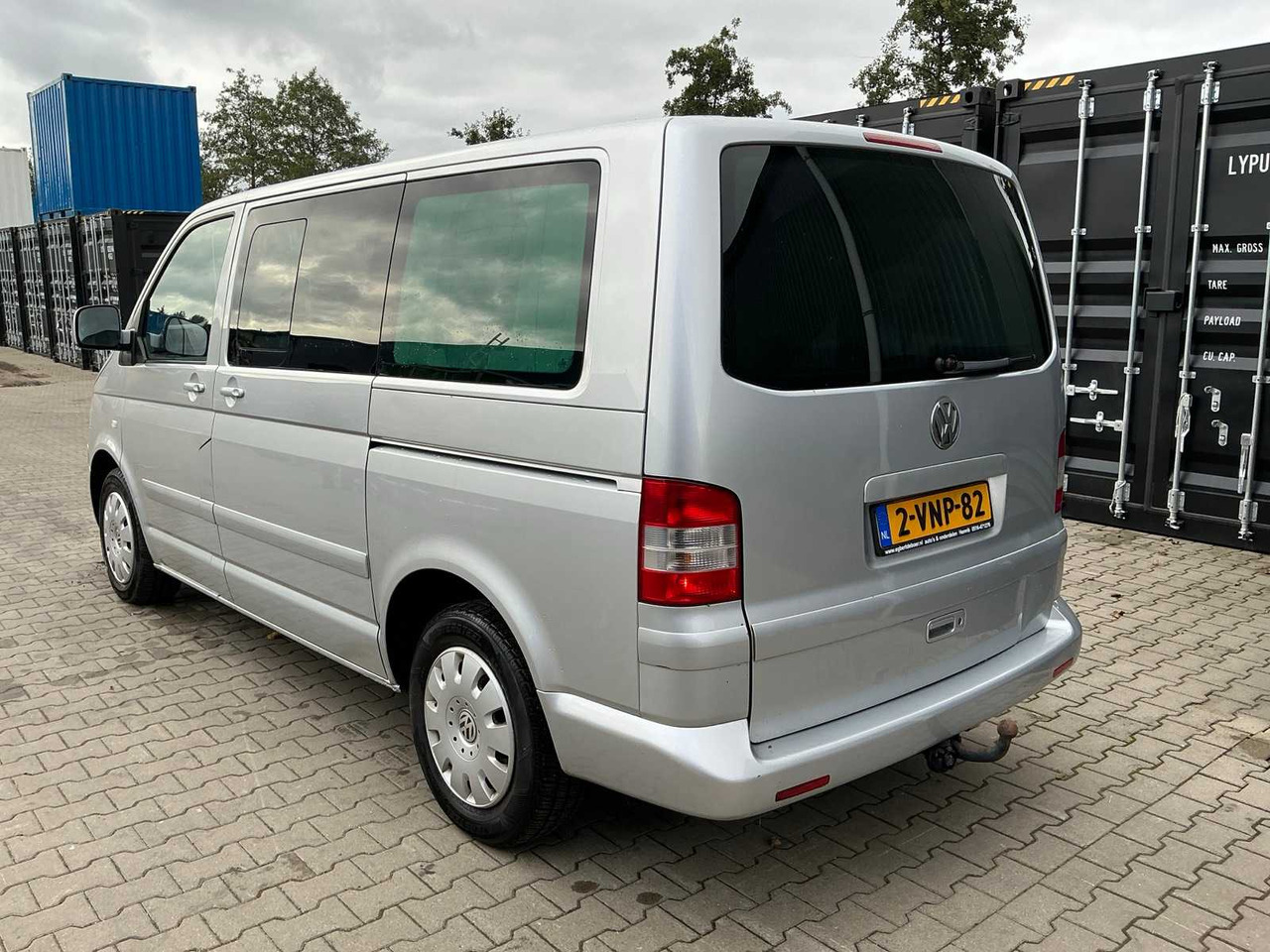 VOLKSWAGEN TRANSPORTER T5 2.5 TDI MULTIVAN COMMERCIAL VEHICLE - Transporter: das Bild 2 VOLKSWAGEN TRANSPORTER T5 2.5 TDI MULTIVAN COMMERCIAL VEHICLE - Transporter: das Bild 2