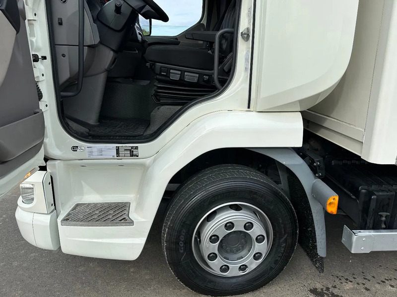 DAF LF 230.12 DAF LF 230.12 LF230.12 EURO6. 2019. 650x248x240 - Koffer LKW: das Bild 5 DAF LF 230.12 DAF LF 230.12 LF230.12 EURO6. 2019. 650x248x240 - Koffer LKW: das Bild 5