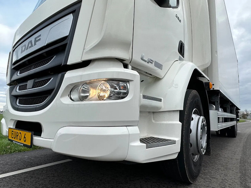 Koffer LKW DAF LF 230 LF 230.18 EURO6. 2021.181204km. 720x249x235. 10934kg.: das Bild 9 Koffer LKW DAF LF 230 LF 230.18 EURO6. 2021.181204km. 720x249x235. 10934kg.: das Bild 9