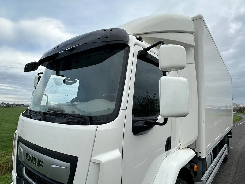 Koffer LKW DAF LF 230 LF 230.18 EURO6. 2021.181204km. 720x249x235. 10934kg.: das Bild 8 Koffer LKW DAF LF 230 LF 230.18 EURO6. 2021.181204km. 720x249x235. 10934kg.: das Bild 8