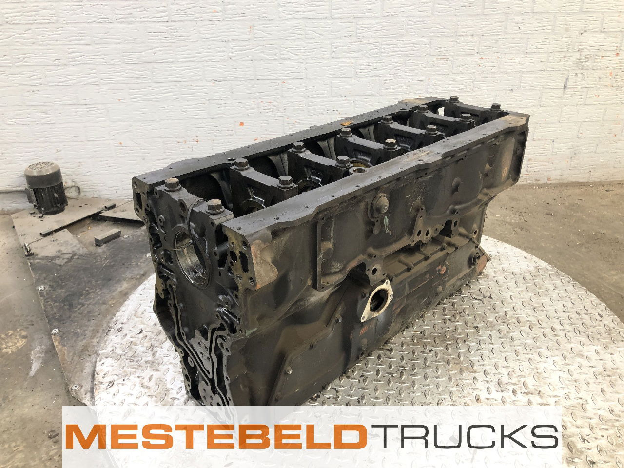 Volvo Blok D12A - Motor und Teile für LKW: das Bild 1 Volvo Blok D12A - Motor und Teile für LKW: das Bild 1