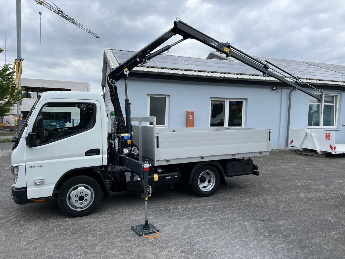 FUSO 3S15 Alu Pritsche 2.80m Ladekran - Pritschenwagen: das Bild 2 FUSO 3S15 Alu Pritsche 2.80m Ladekran - Pritschenwagen: das Bild 2
