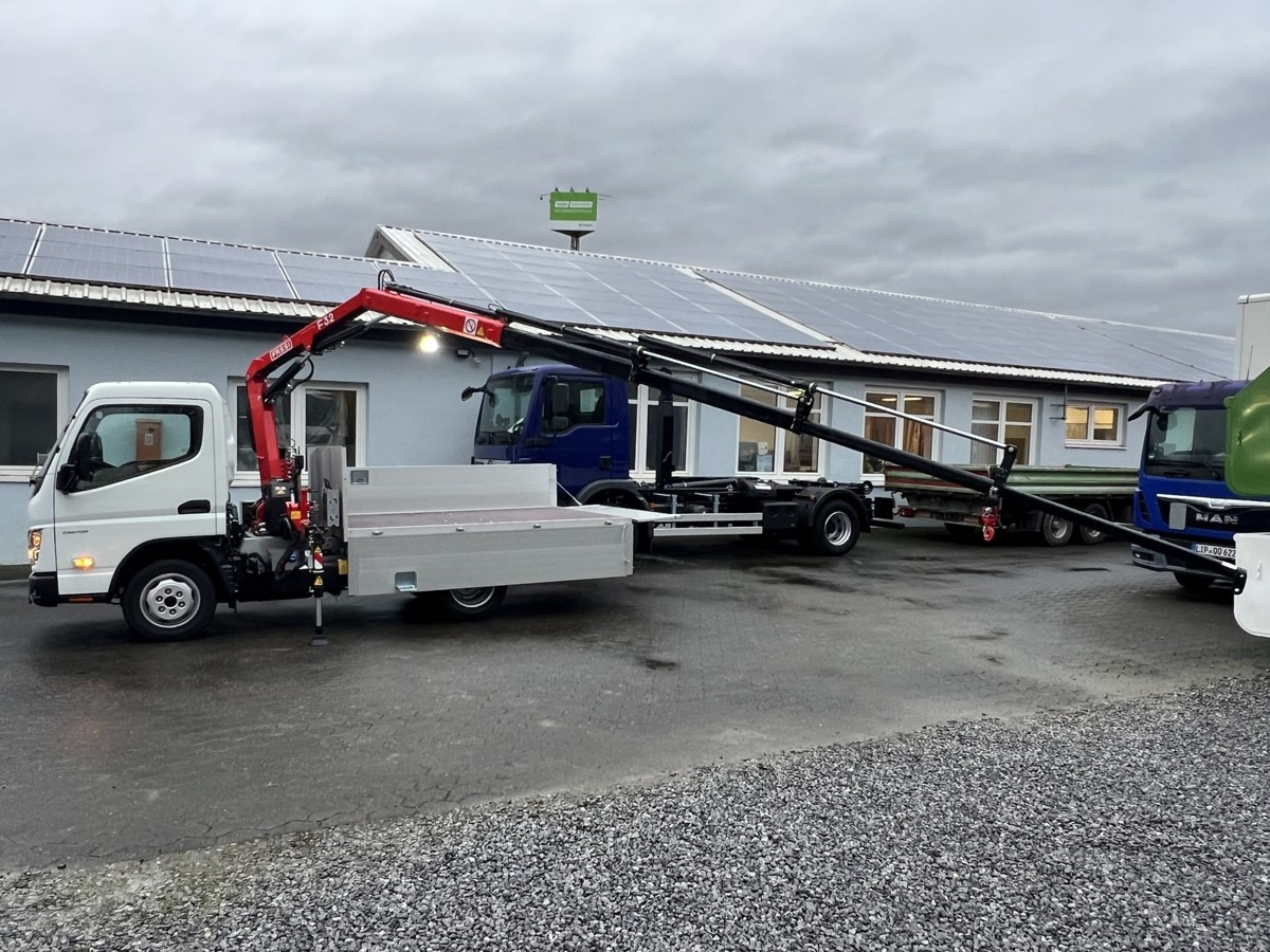 FUSO 3S15 Alu Pritsche 2.80m Ladekran Funk! sofort ve - Autokran, Pritschenwagen: das Bild 5 FUSO 3S15 Alu Pritsche 2.80m Ladekran Funk! sofort ve - Autokran, Pritschenwagen: das Bild 5