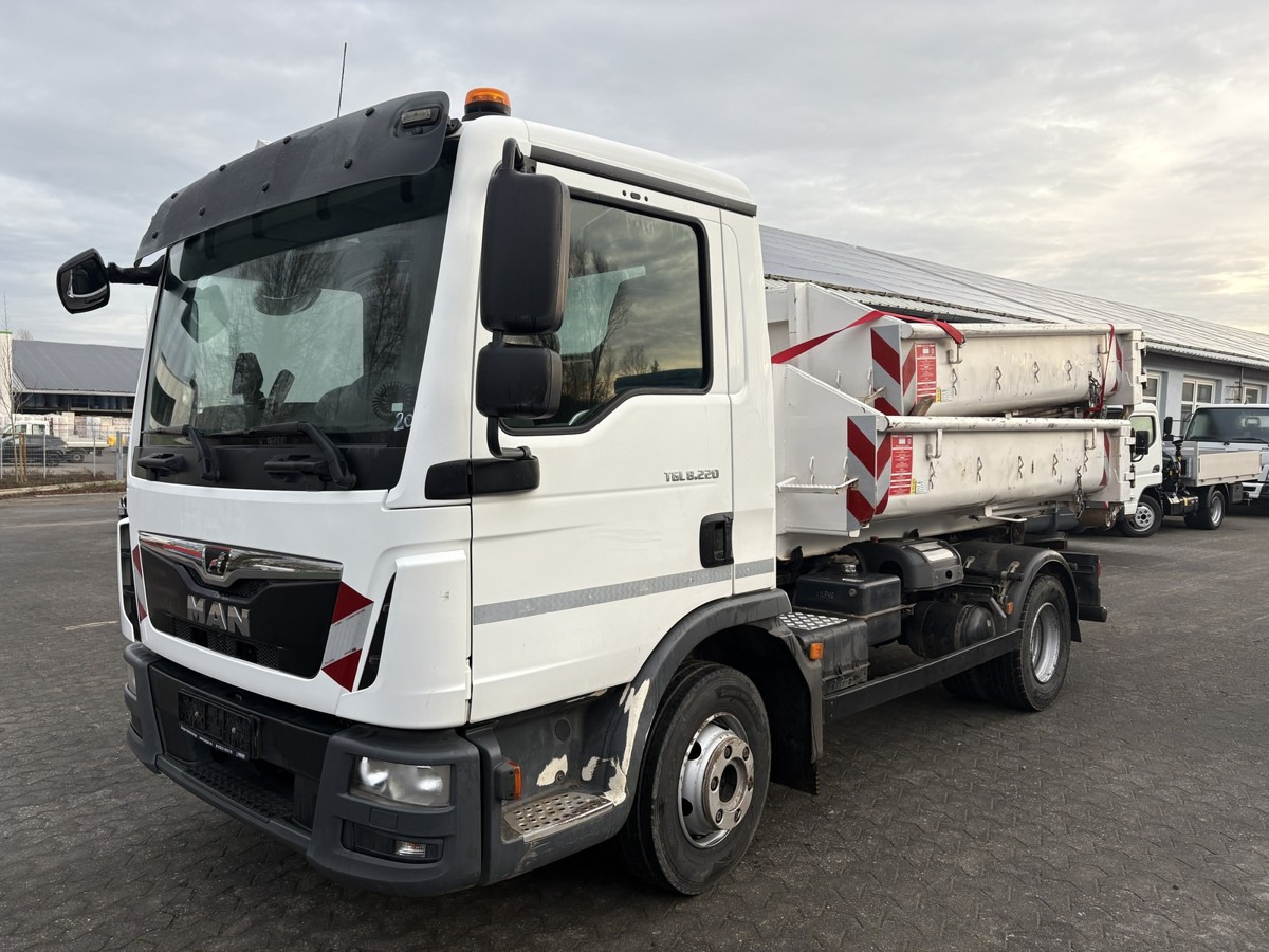 MAN TGL 8.220 BB City Abrollkipper Aut., 2 x AHK sof - Abrollkipper: das Bild 3 MAN TGL 8.220 BB City Abrollkipper Aut., 2 x AHK sof - Abrollkipper: das Bild 3