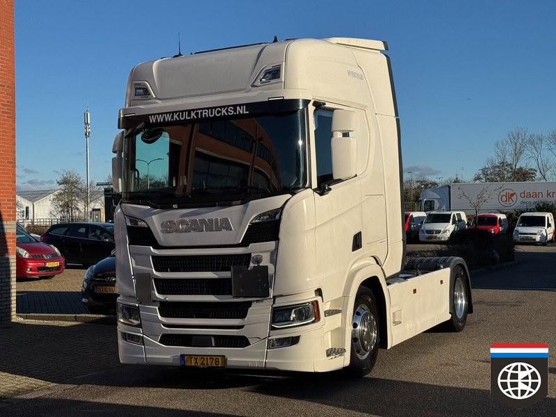 Scania R450 RETARDER - NIGHT A/C - Highline - ADR VLG dangerous goods - CONCOURSTAAT - Sattelzugmaschine: das Bild 2 Scania R450 RETARDER - NIGHT A/C - Highline - ADR VLG dangerous goods - CONCOURSTAAT - Sattelzugmaschine: das Bild 2