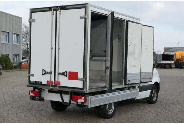 Mercedes-Benz 314 CDI Sprinter 4x2, Kiesling, Carrier, Klima - Kühltransporter: das Bild 4 Mercedes-Benz 314 CDI Sprinter 4x2, Kiesling, Carrier, Klima - Kühltransporter: das Bild 4