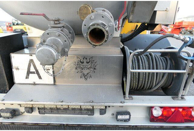 Tank Saug Truck XXL 18,Kanalreiniger,Pumpe,Alu-Felgen - Saug-/ Spülfahrzeug: das Bild 3 Tank Saug Truck XXL 18,Kanalreiniger,Pumpe,Alu-Felgen - Saug-/ Spülfahrzeug: das Bild 3