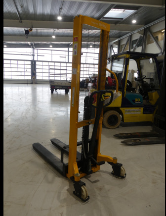 Gerbeur Manutan A170153 - Hochhubwagen: das Bild 3 Gerbeur Manutan A170153 - Hochhubwagen: das Bild 3