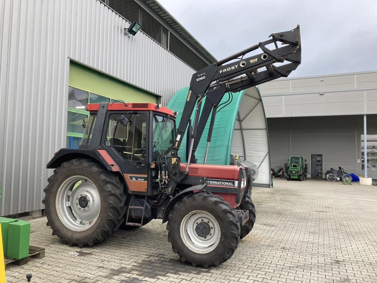 Case-IH 844 XL Plus - Traktor: das Bild 5 Case-IH 844 XL Plus - Traktor: das Bild 5