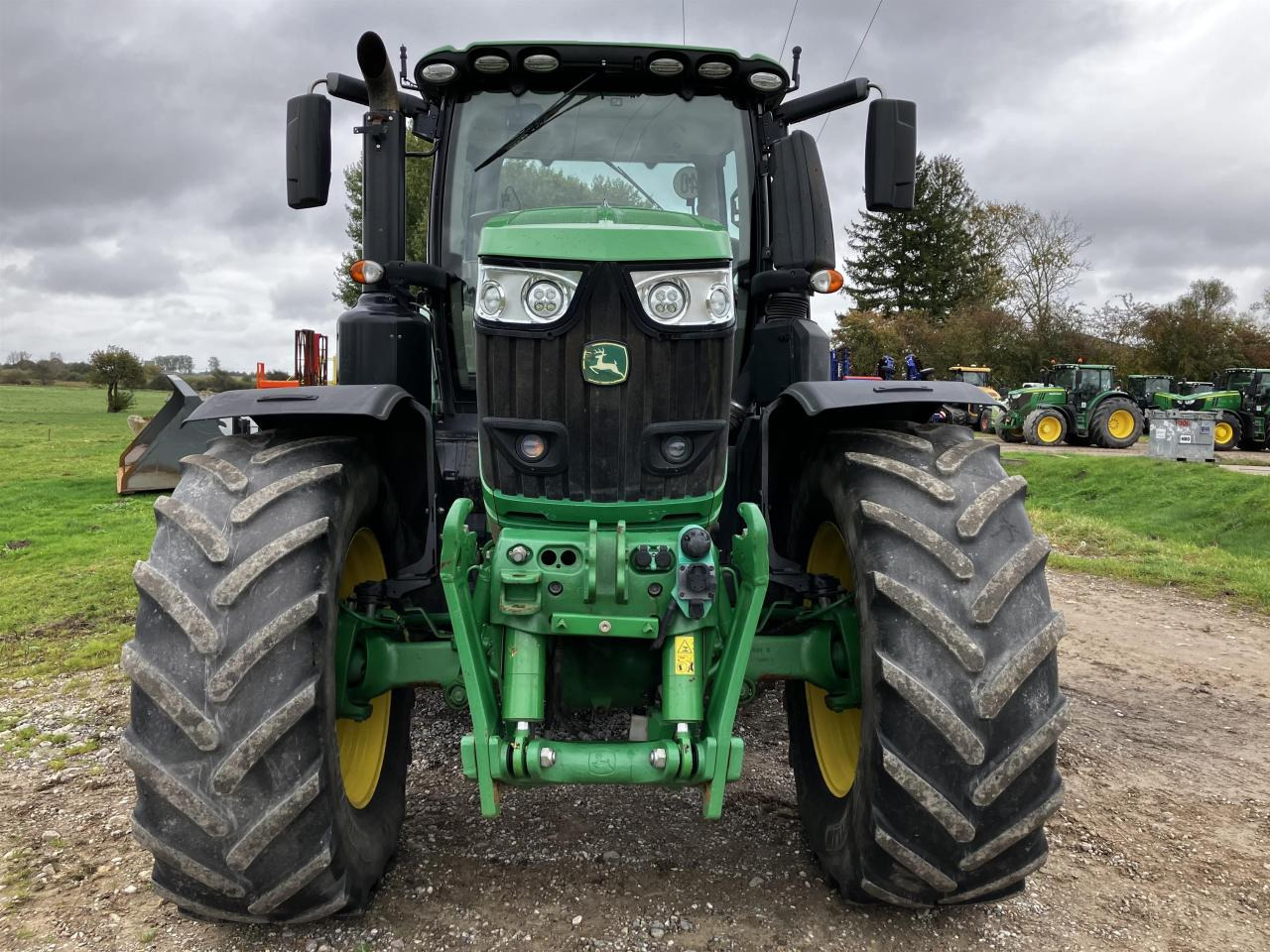 John Deere 6230R - Traktor: das Bild 3 John Deere 6230R - Traktor: das Bild 3