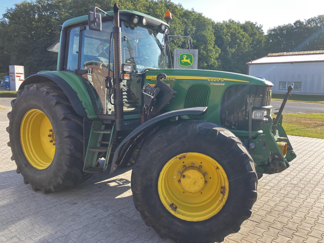 John Deere 6920 S - Traktor: das Bild 1 John Deere 6920 S - Traktor: das Bild 1
