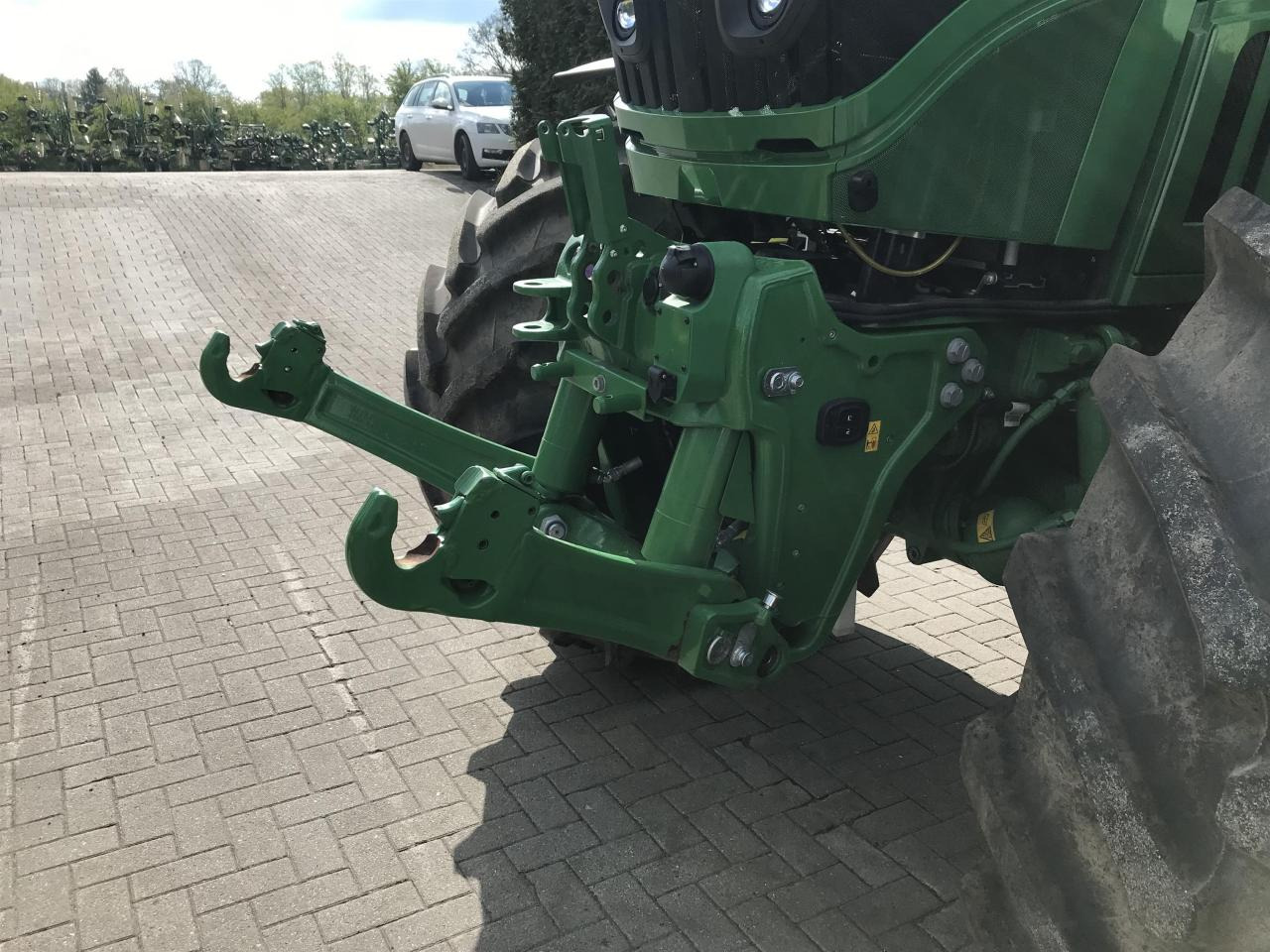 John Deere 6R 250 - Traktor: das Bild 4 John Deere 6R 250 - Traktor: das Bild 4