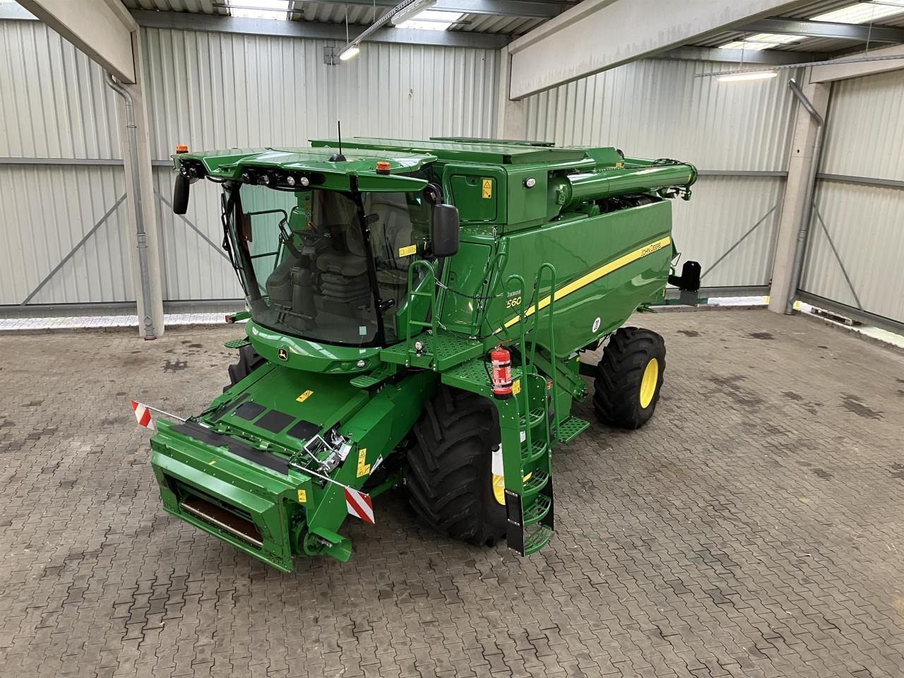 John Deere T560 - Mähdrescher: das Bild 1 John Deere T560 - Mähdrescher: das Bild 1