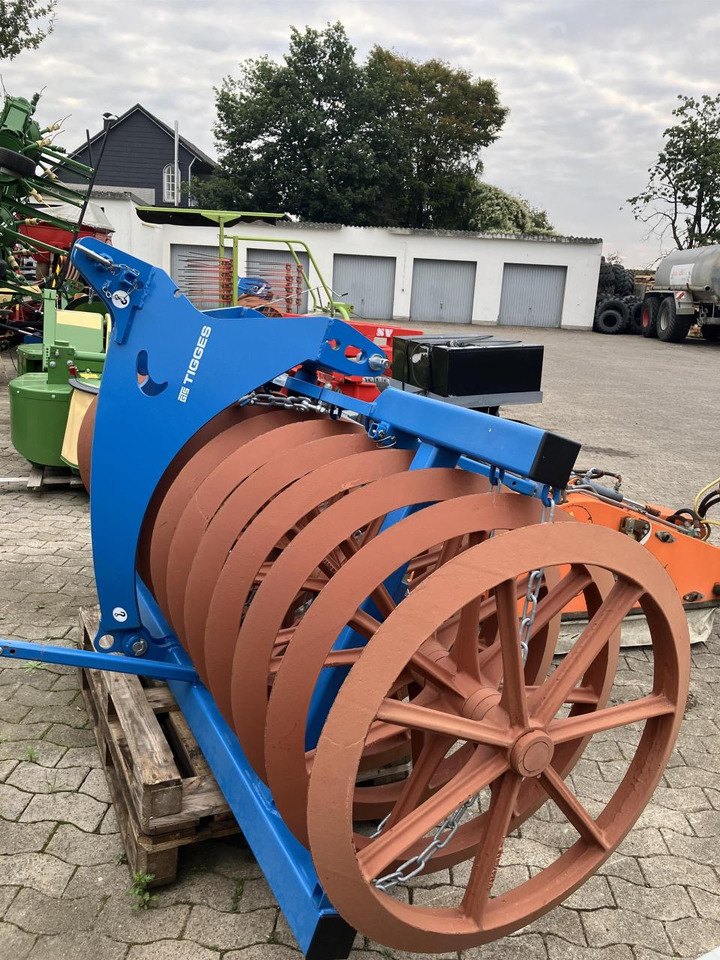 Tigges Nautilus 930 W 300 - Ackerwalze: das Bild 2 Tigges Nautilus 930 W 300 - Ackerwalze: das Bild 2