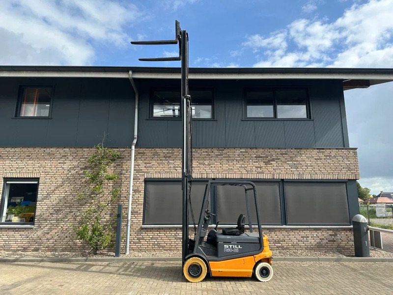 Still R 60-25 2.5 ton Triplex Freelift Sideshift Elektra Heftruck 590 cm hefhoogte ! - Elektrostapler: das Bild 2 Still R 60-25 2.5 ton Triplex Freelift Sideshift Elektra Heftruck 590 cm hefhoogte ! - Elektrostapler: das Bild 2