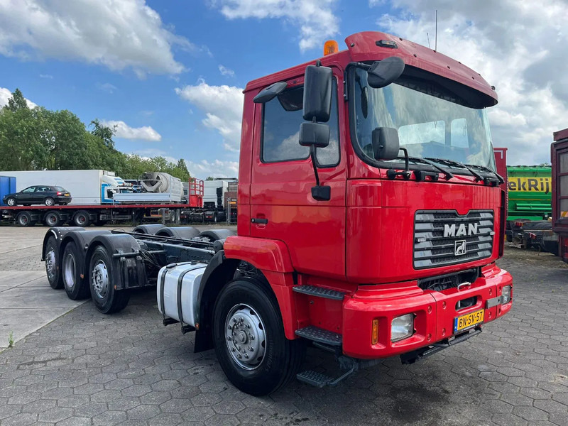 MAN TGA 35.410 EURO 3 MANUAL - Fahrgestell LKW: das Bild 1 MAN TGA 35.410 EURO 3 MANUAL - Fahrgestell LKW: das Bild 1