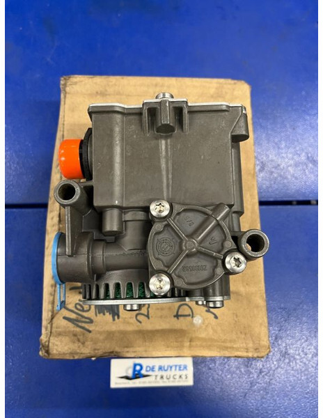 Mercedes-Benz EBS ventiel A0004291124 - Bremsventil für LKW: das Bild 4 Mercedes-Benz EBS ventiel A0004291124 - Bremsventil für LKW: das Bild 4