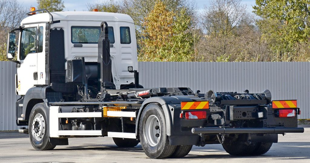 MAN TGS 18.320 Abrollkipper * Top Zustand! MAN TGS 18.320 Abrollkipper * Top Zustand! - Abrollkipper: das Bild 4 MAN TGS 18.320 Abrollkipper * Top Zustand! MAN TGS 18.320 Abrollkipper * Top Zustand! - Abrollkipper: das Bild 4
