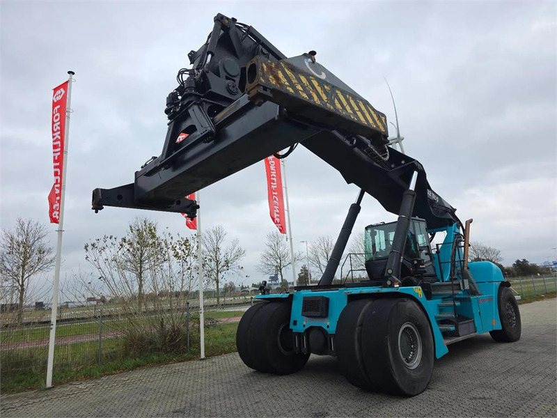 KONECRANES SMV 4532 TC5 - Reach stacker: das Bild 4 KONECRANES SMV 4532 TC5 - Reach stacker: das Bild 4
