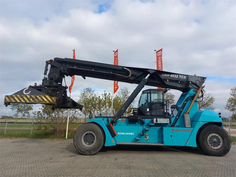 KONECRANES SMV 4532 TC5 - Reach stacker: das Bild 2 KONECRANES SMV 4532 TC5 - Reach stacker: das Bild 2
