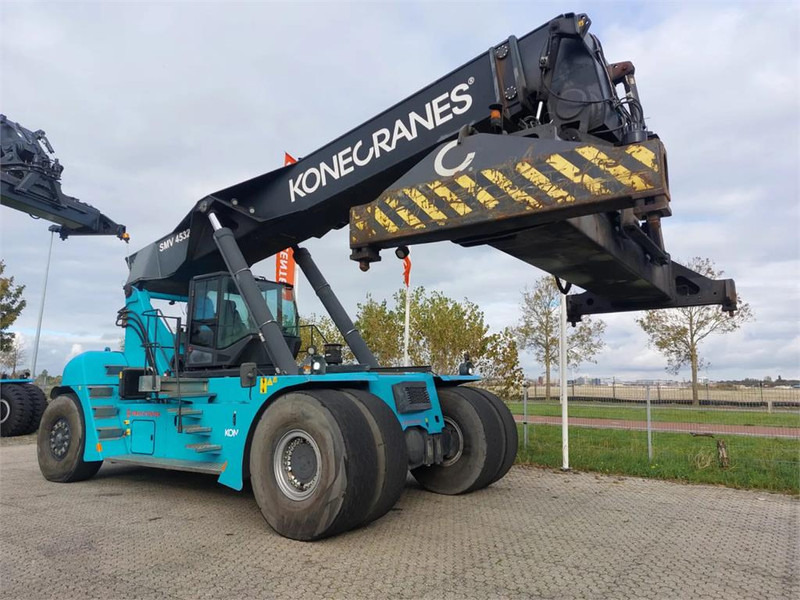 KONECRANES SMV 4532 TC5 - Reach stacker: das Bild 3 KONECRANES SMV 4532 TC5 - Reach stacker: das Bild 3