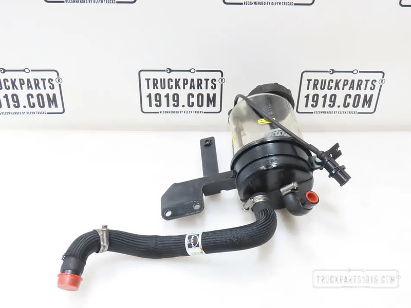 MAN 81.47301-6081 Stuurolie resevoir - Ausgleichsbehälter für LKW: das Bild 1 MAN 81.47301-6081 Stuurolie resevoir - Ausgleichsbehälter für LKW: das Bild 1