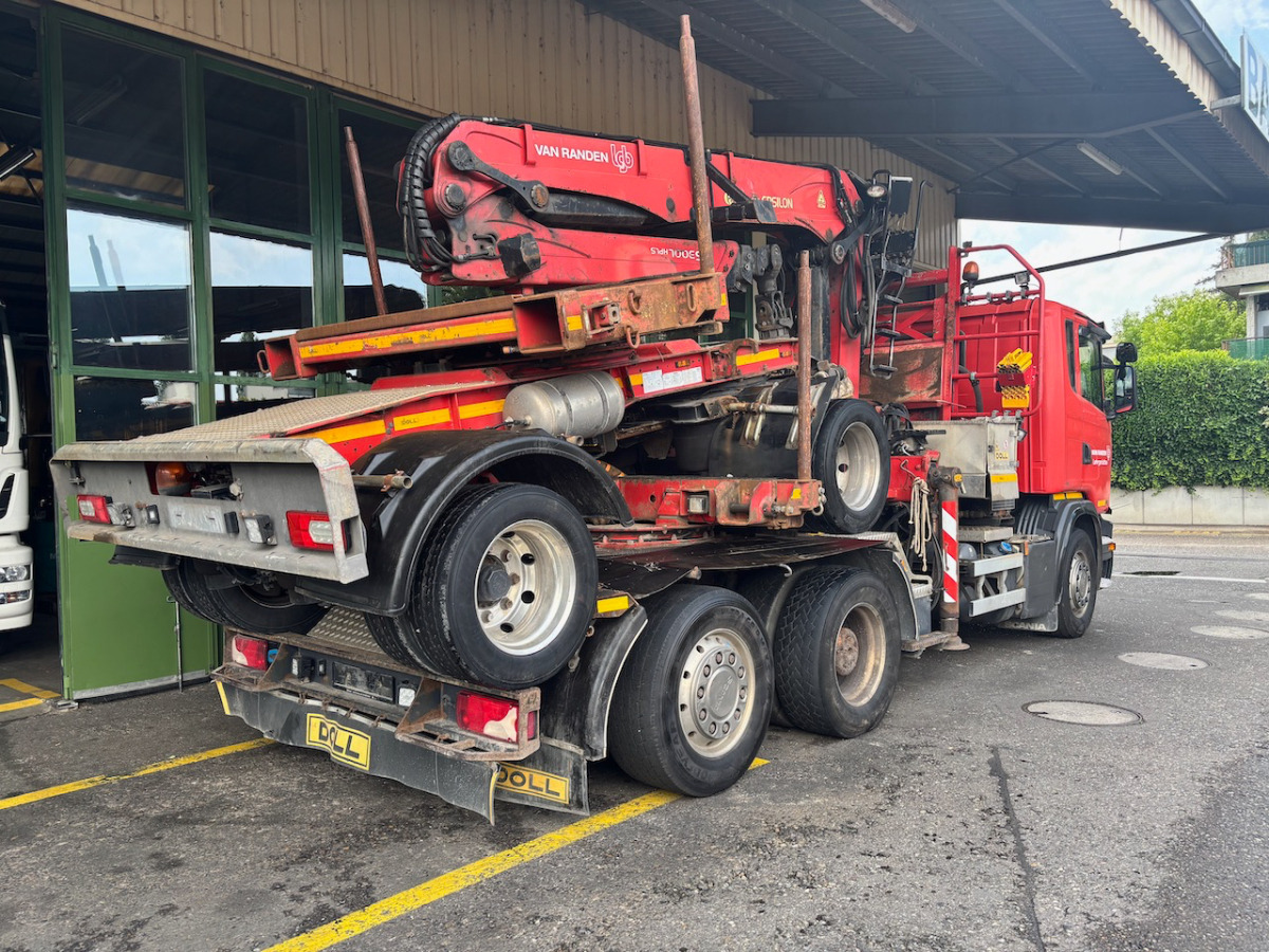 Holztransporter, Autokran SCANIA G490 6x2: das Bild 14