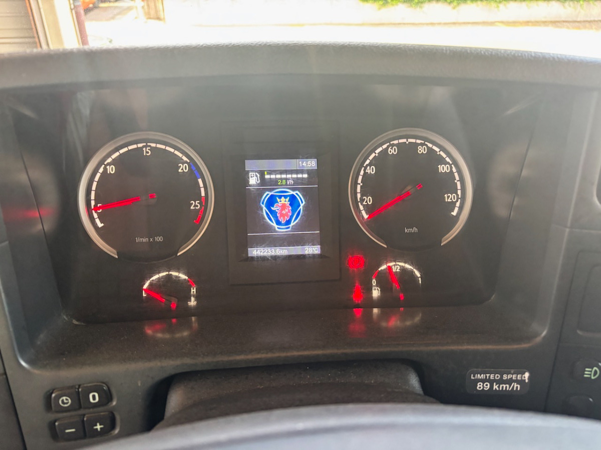 Holztransporter, Autokran SCANIA G490 6x2: das Bild 7