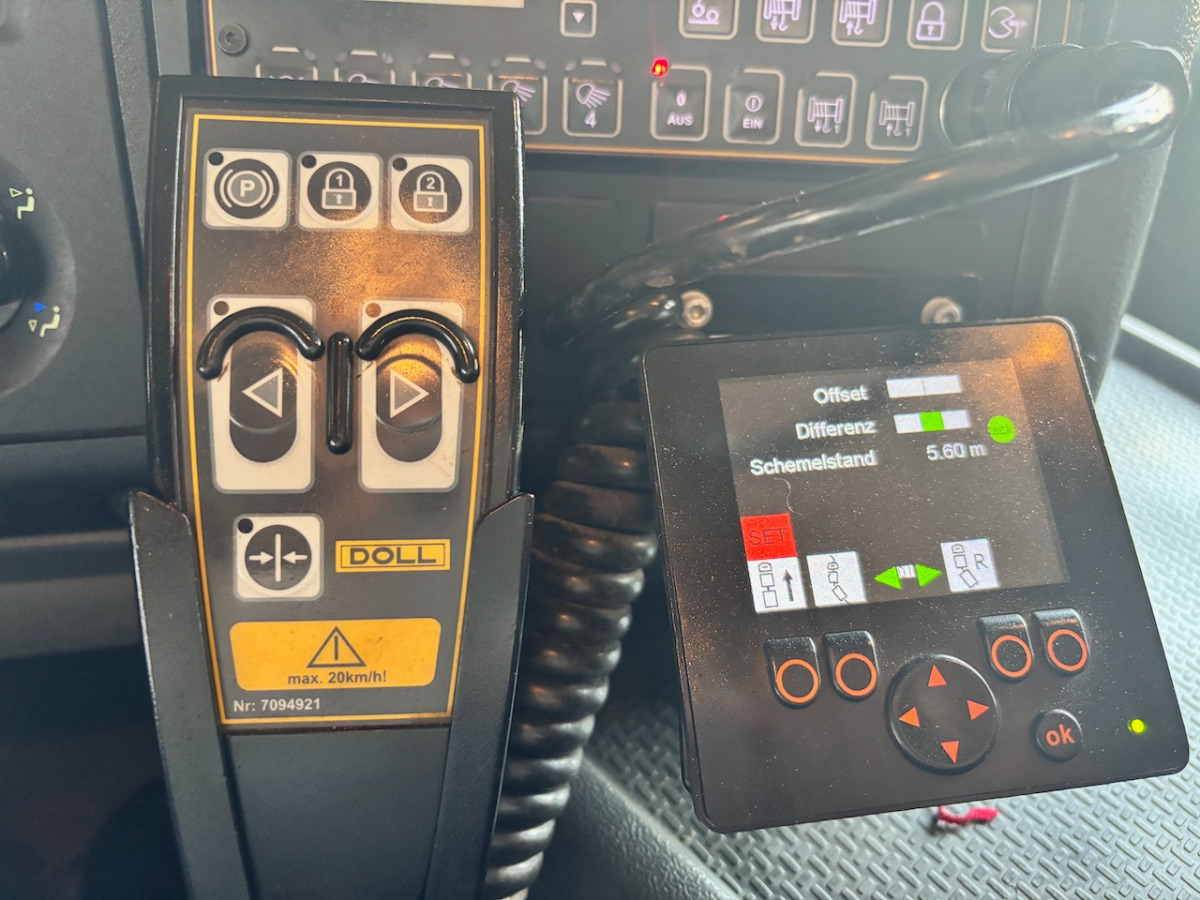 Holztransporter, Autokran SCANIA G490 6x2: das Bild 8