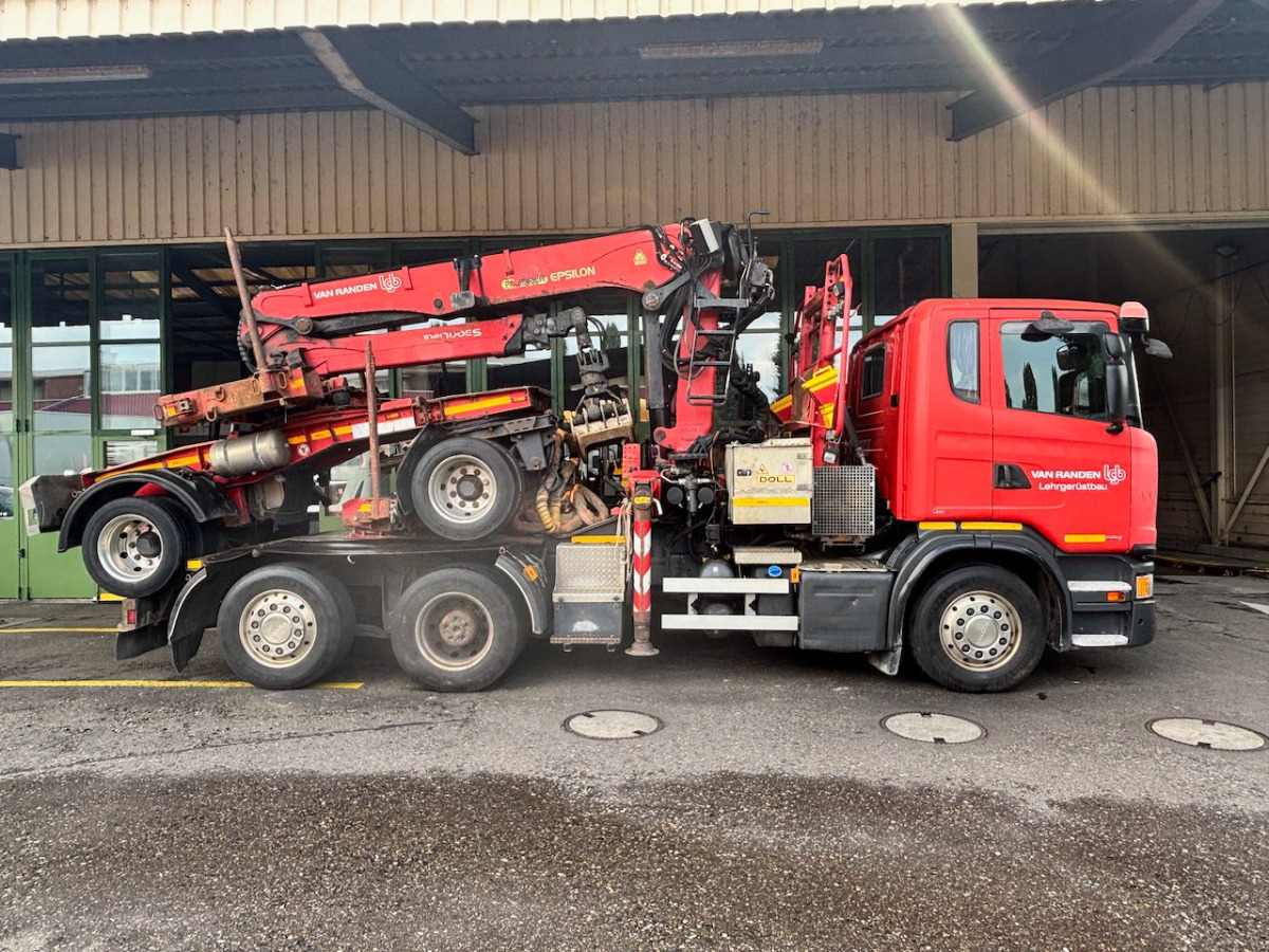 Holztransporter, Autokran SCANIA G490 6x2: das Bild 13