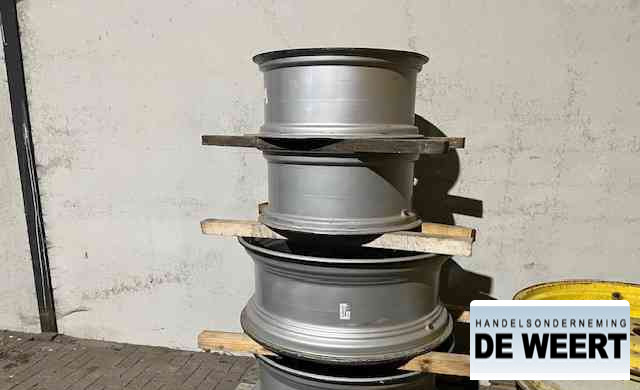 Diversen velgen 38" , voor john deere , case - Felgen und Reifen für Landmaschine: das Bild 1 Diversen velgen 38" , voor john deere , case - Felgen und Reifen für Landmaschine: das Bild 1