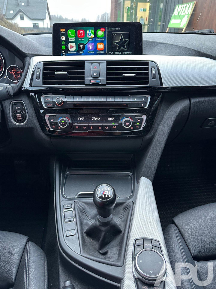 BMW 330i F30 M-PAKIET PERFORMANCE - PKW: das Bild 4 BMW 330i F30 M-PAKIET PERFORMANCE - PKW: das Bild 4