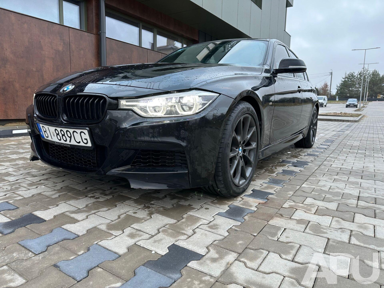 BMW 330i F30 M-PAKIET PERFORMANCE - PKW: das Bild 1 BMW 330i F30 M-PAKIET PERFORMANCE - PKW: das Bild 1