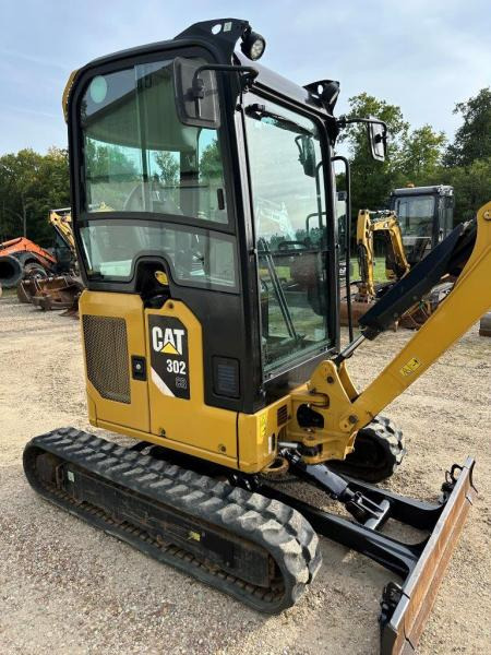 Caterpillar 302 CR - Minibagger: das Bild 4 Caterpillar 302 CR - Minibagger: das Bild 4