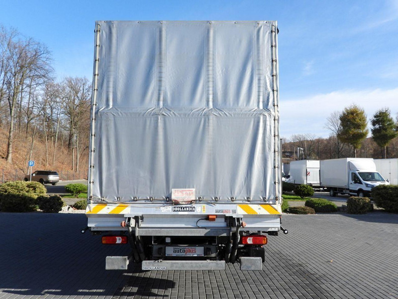 Transporter mit Plane Iveco DAILY 70C18 PLANDEKA WINDA 16 PALET WEBASTO TEMPOMAT NAWIGACJA L: das Bild 11 Transporter mit Plane Iveco DAILY 70C18 PLANDEKA WINDA 16 PALET WEBASTO TEMPOMAT NAWIGACJA L: das Bild 11