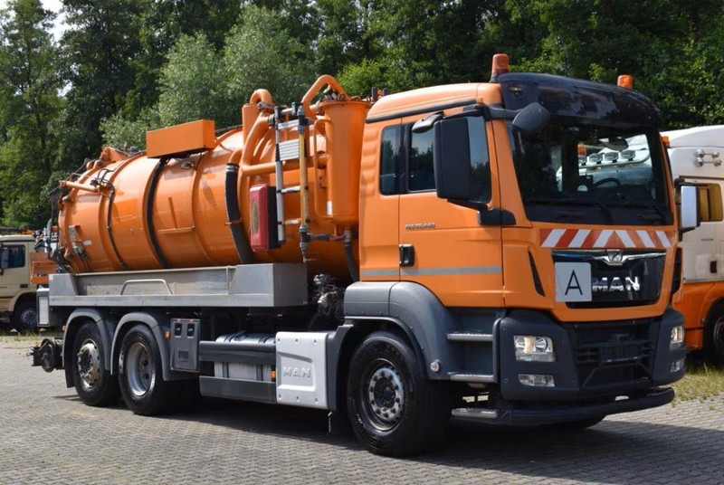 MAN TGS 26.440 - Vacuum truck - Saug-/ Spülfahrzeug: das Bild 2 MAN TGS 26.440 - Vacuum truck - Saug-/ Spülfahrzeug: das Bild 2