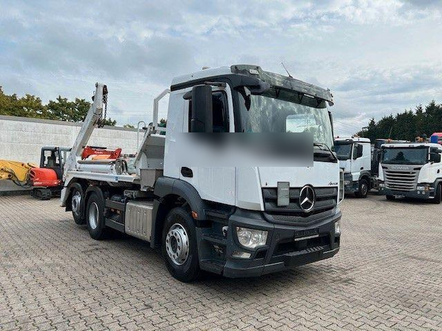 Mercedes-Benz Antos 2543 - Absetzkipper: das Bild 2 Mercedes-Benz Antos 2543 - Absetzkipper: das Bild 2