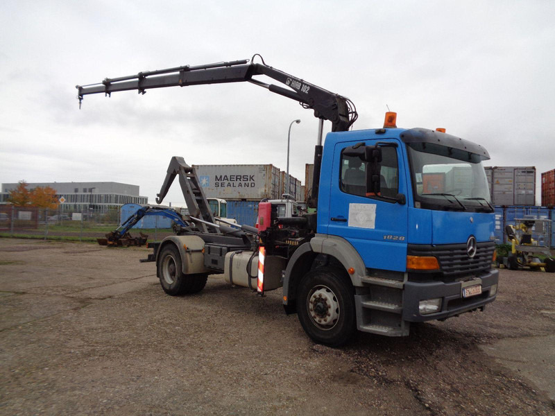 Mercedes-Benz Atego 1828 Hook lift truck + Crane Hiab 102 - Abrollkipper, Autokran: das Bild 2 Mercedes-Benz Atego 1828 Hook lift truck + Crane Hiab 102 - Abrollkipper, Autokran: das Bild 2