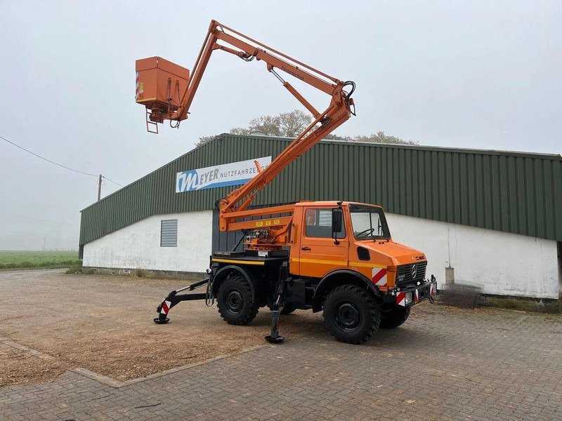 Mercedes-Benz Unimog 1200 4x4 - Lifting basket - LKW mit Arbeitsbühne, Autokran: das Bild 4 Mercedes-Benz Unimog 1200 4x4 - Lifting basket - LKW mit Arbeitsbühne, Autokran: das Bild 4