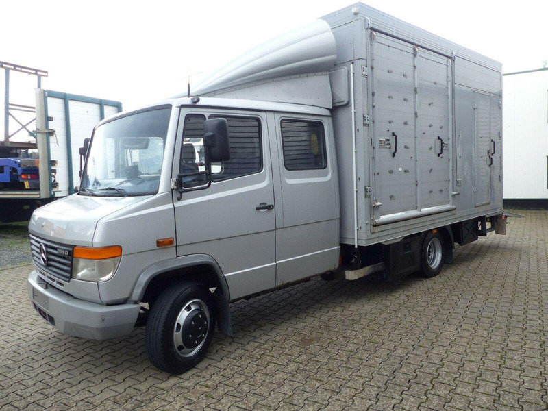 Mercedes-Benz Vario 818 Doka horse transporter + Tail lift - Pferdetransporter: das Bild 3 Mercedes-Benz Vario 818 Doka horse transporter + Tail lift - Pferdetransporter: das Bild 3