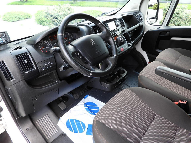 Peugeot BOXER CHŁODNIA KONTENER 0*C 8 PALET TEMPOMAT LEDY KLIMATYZACJA - Koffer Transporter: das Bild 2 Peugeot BOXER CHŁODNIA KONTENER 0*C 8 PALET TEMPOMAT LEDY KLIMATYZACJA - Koffer Transporter: das Bild 2