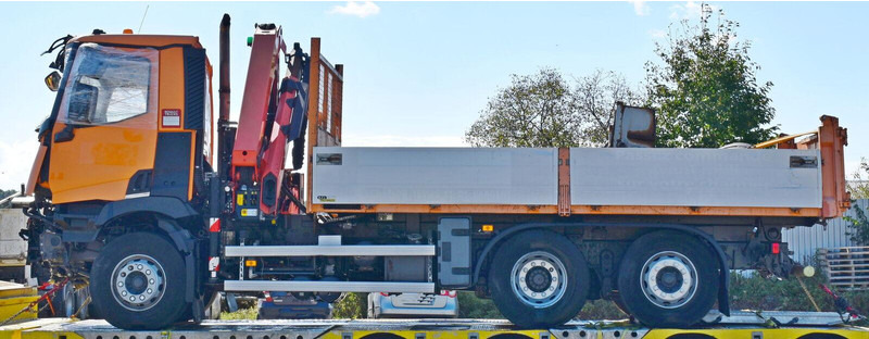 Renault C 380 - Kipper, Autokran: das Bild 4 Renault C 380 - Kipper, Autokran: das Bild 4