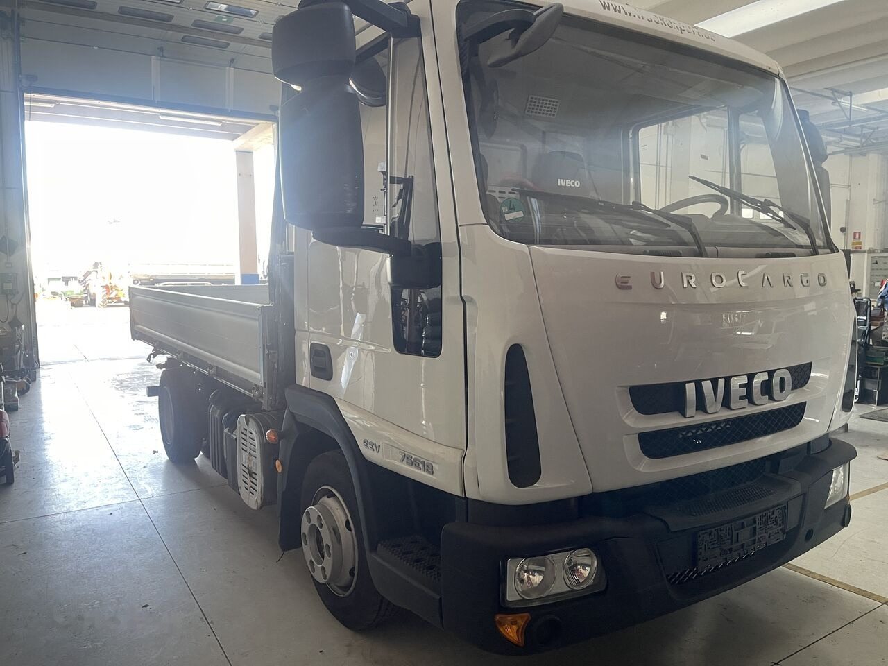 IVECO EuroCargo 75E18 - Kipper: das Bild 1 IVECO EuroCargo 75E18 - Kipper: das Bild 1