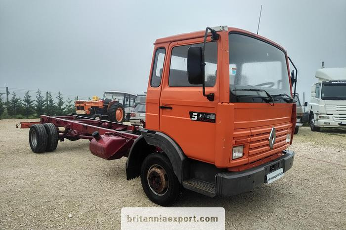 RENAULT Midliner S120 Turbo 7.7 Ton Chassis Cab Truck | ZF Manual | - Fahrgestell LKW: das Bild 1 RENAULT Midliner S120 Turbo 7.7 Ton Chassis Cab Truck | ZF Manual | - Fahrgestell LKW: das Bild 1