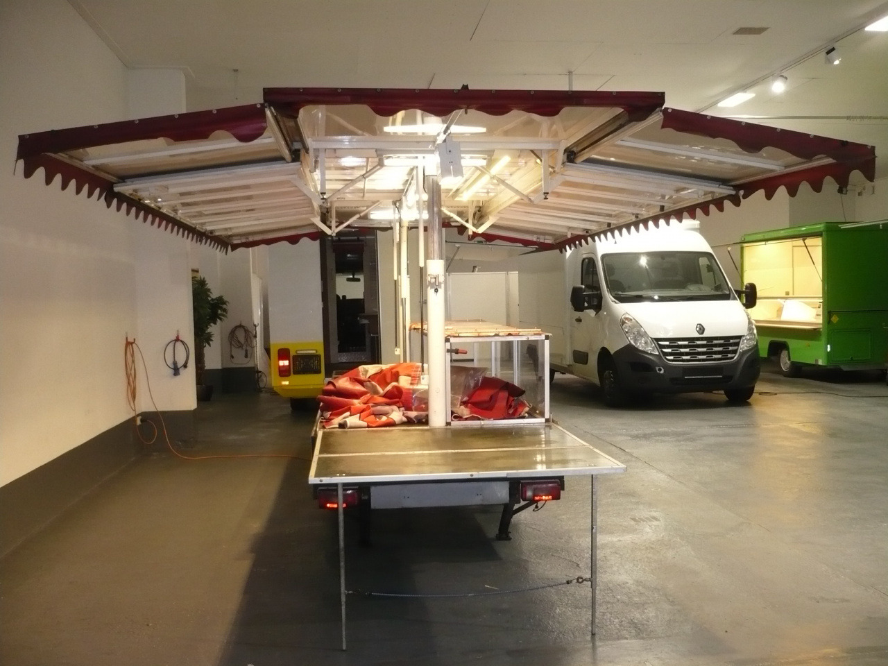 Verkaufsanhänger Alf - Verkaufsanhänger: das Bild 5 Verkaufsanhänger Alf - Verkaufsanhänger: das Bild 5