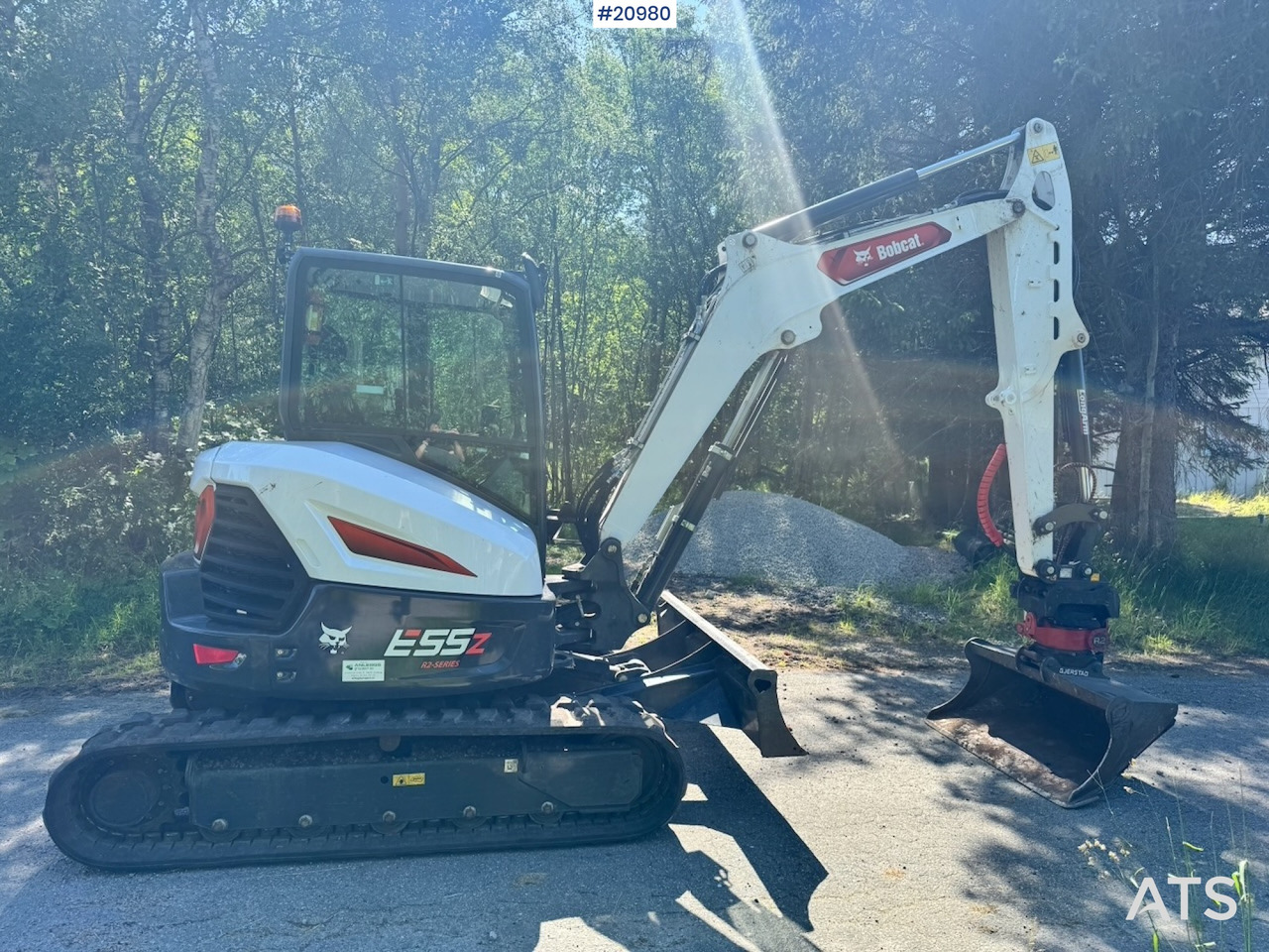 Bobcat E55Z Minigraver m/ Rototilt og 2 skuffer. 230 timer! - Minibagger: das Bild 1 Bobcat E55Z Minigraver m/ Rototilt og 2 skuffer. 230 timer! - Minibagger: das Bild 1